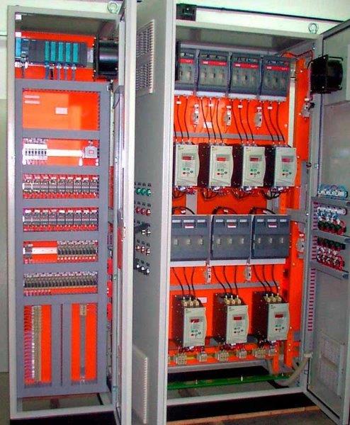 Instalação de painéis elétricos industriais